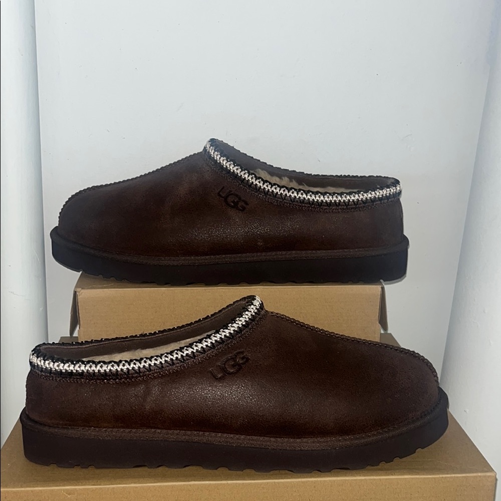 UGG TASMAN DISTRESSED